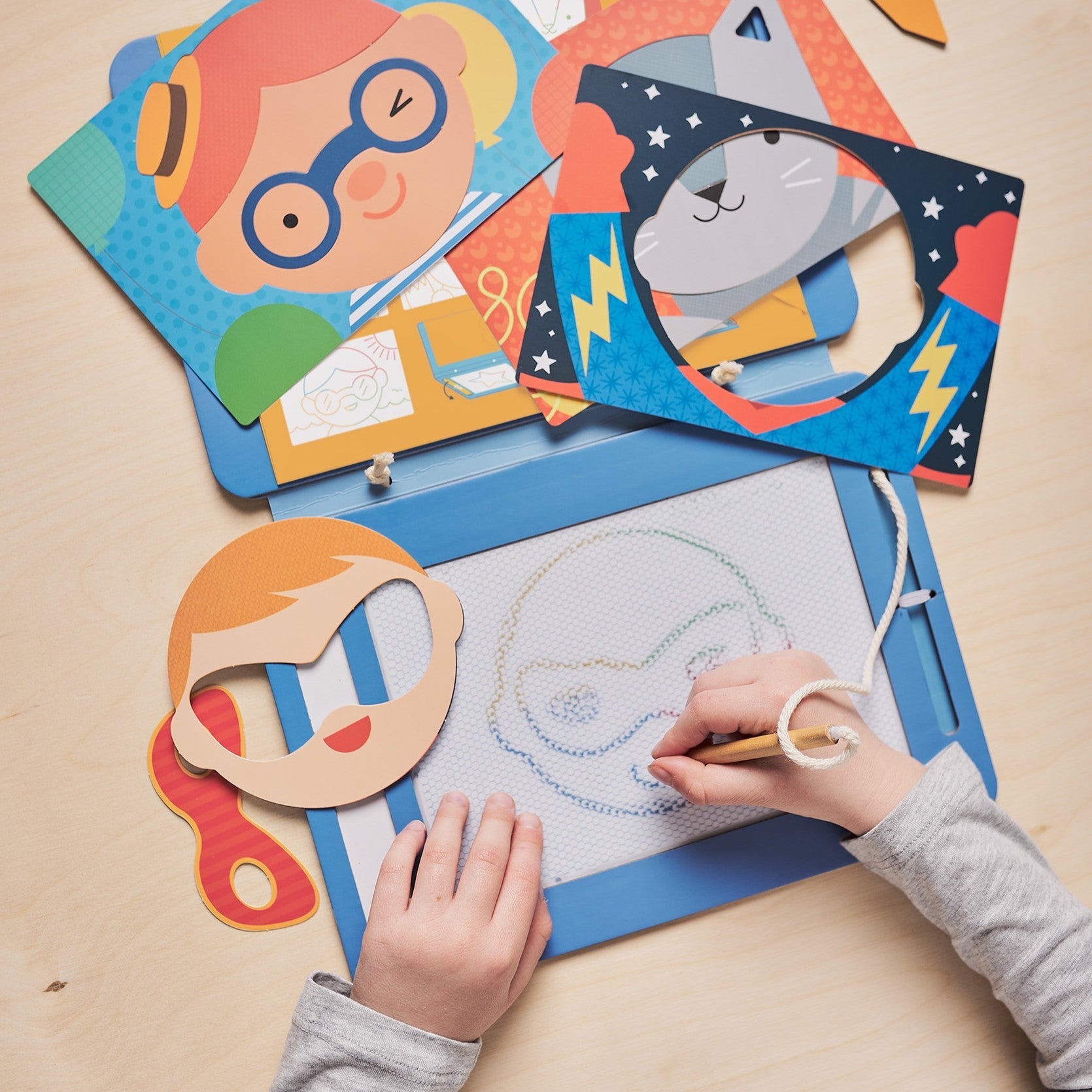 Funny Faces Magic Sketch Board